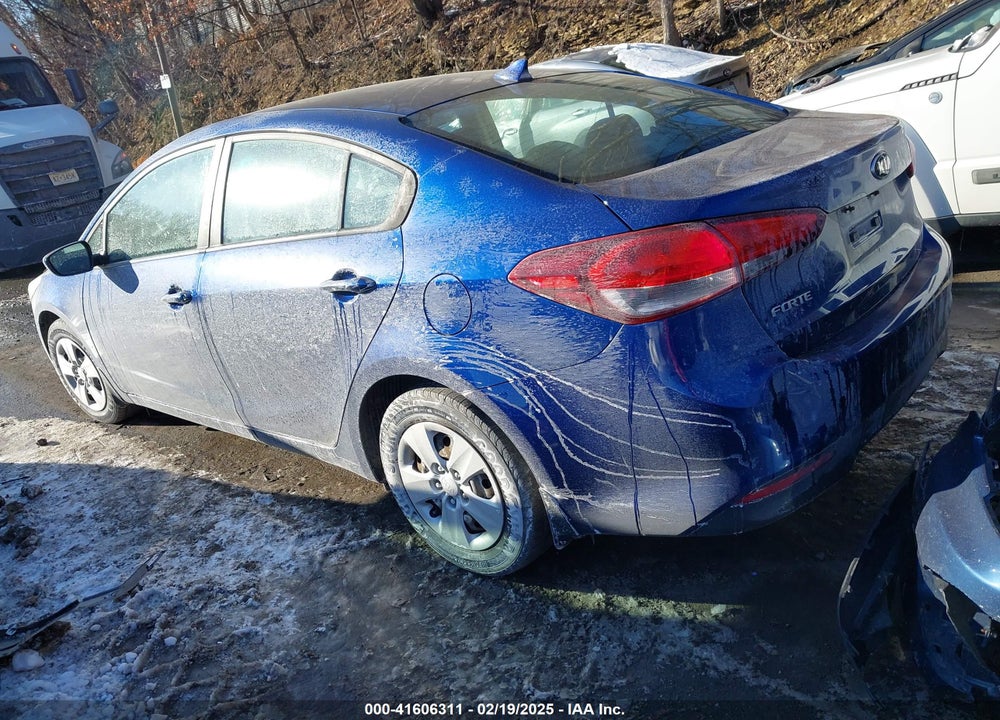2018 KIA FORTE VIN: 3KPFK4A70JE214129
