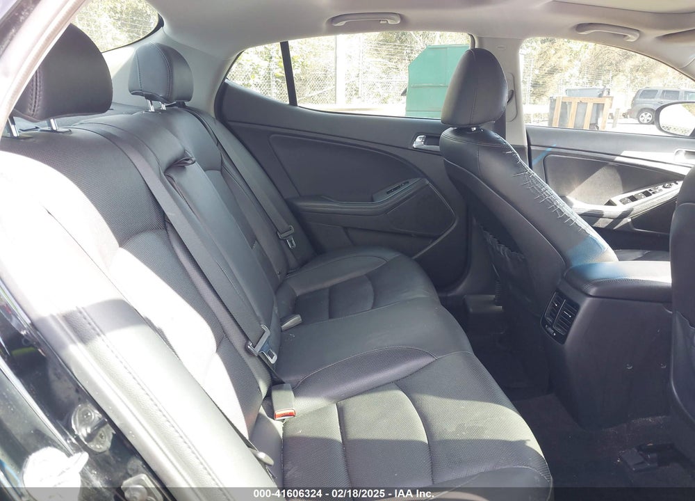 2015 KIA OPTIMA VIN: 5XXGR4A67FG407786