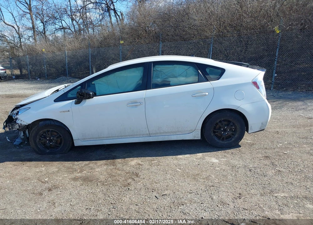 2014 TOYOTA PRIUS VIN: JTDKN3DU2E1799757