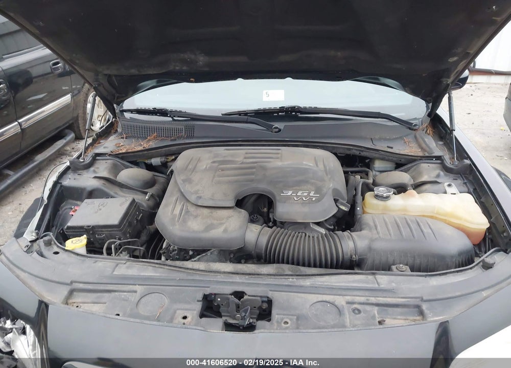 2014 CHRYSLER 300 VIN: 2C3CCARGXEH255689