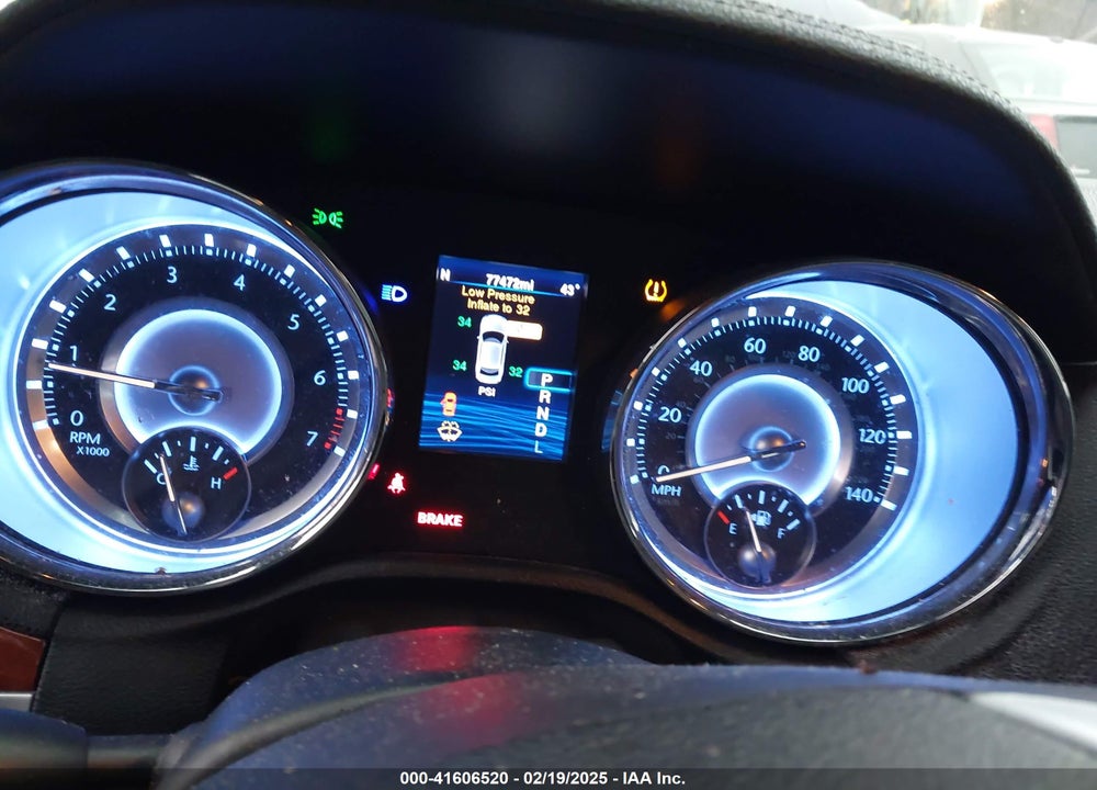 2014 CHRYSLER 300 VIN: 2C3CCARGXEH255689