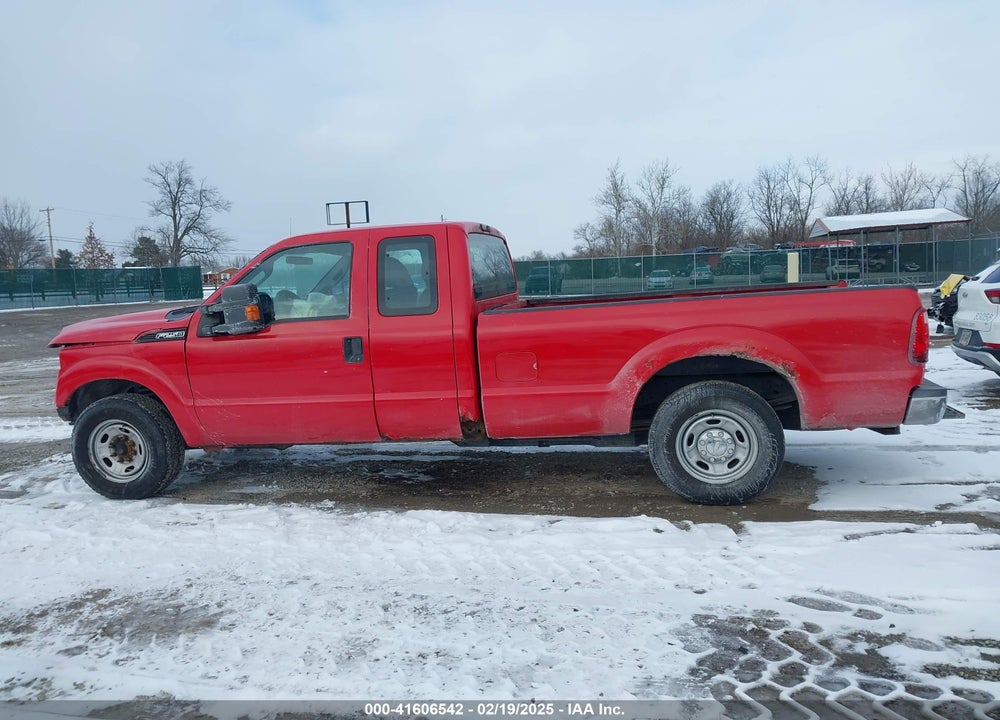 2011 FORD F-250 XL VIN: 1FT7X2A60BEC80386