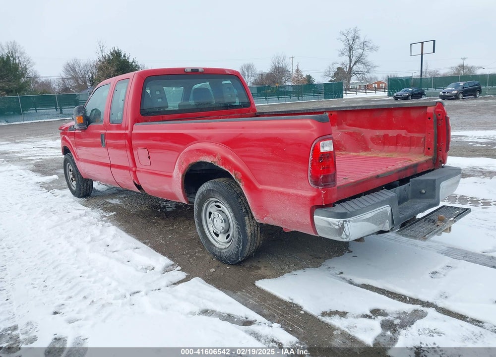 2011 FORD F-250 XL VIN: 1FT7X2A60BEC80386