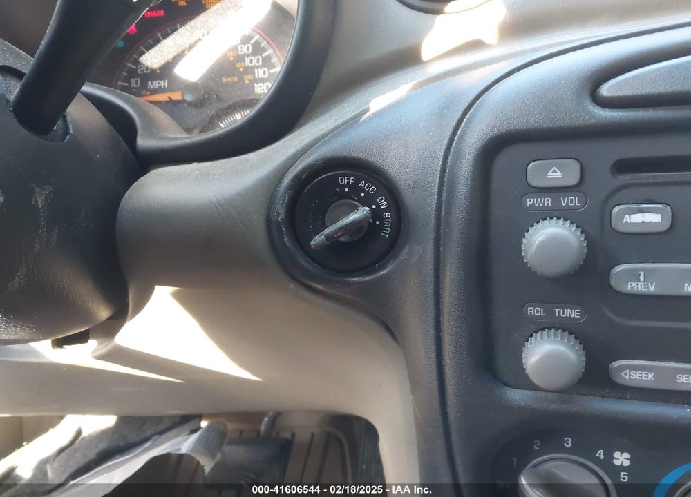 2004 PONTIAC GRAND AM SE VIN: 1G2NE52F24C231559