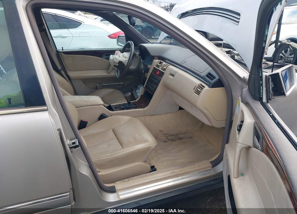 1997 MERCEDES-BENZ E 320 VIN: WDBJF55F3VA391335