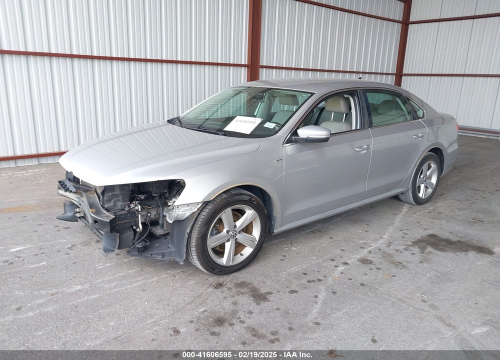 2014 VOLKSWAGEN PASSAT VIN: 1VWAS7A32EC036193