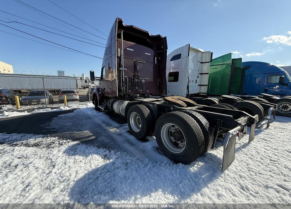 2017 KENWORTH T680 VIN: 1XKYDP9X2HJ131201