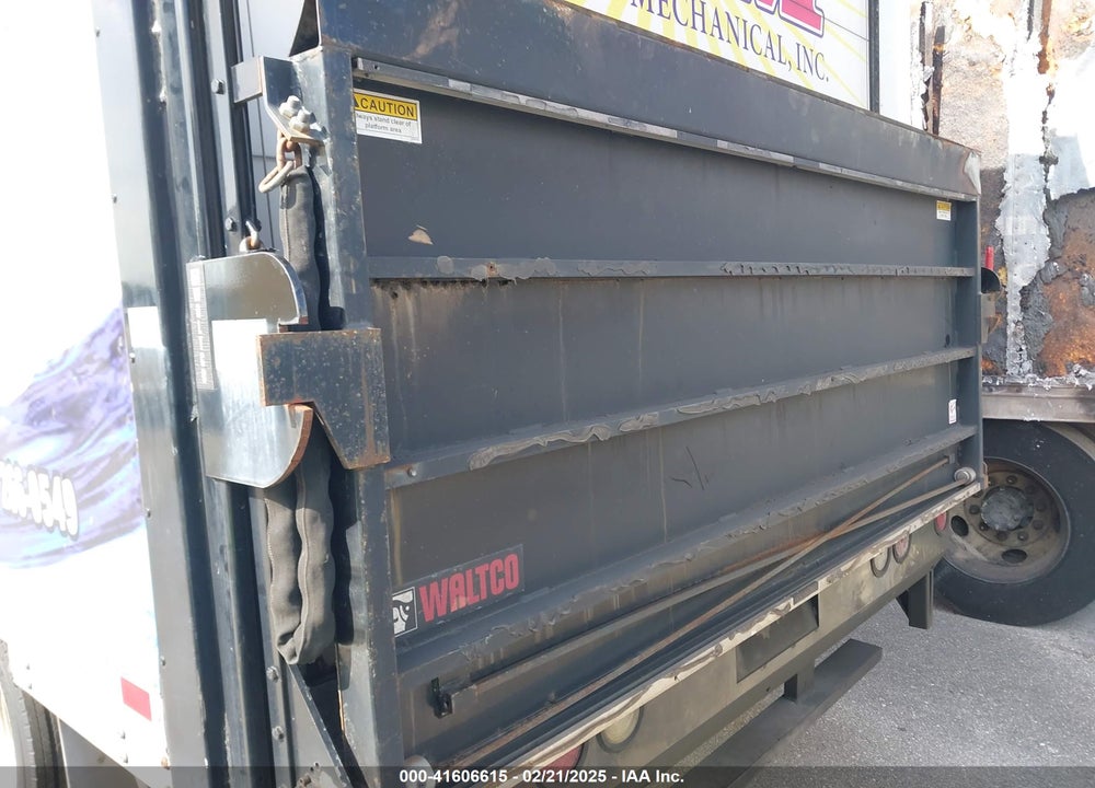 2017 ISUZU NPR HD GAS REG VIN: 54DC4W1B9HS809528
