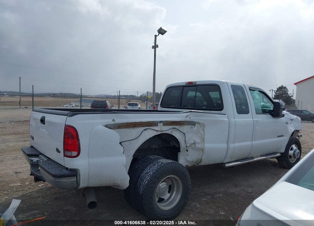 2000 FORD F-350 LARIAT/XL/XLT VIN: 1FTWX33F9YEE21611