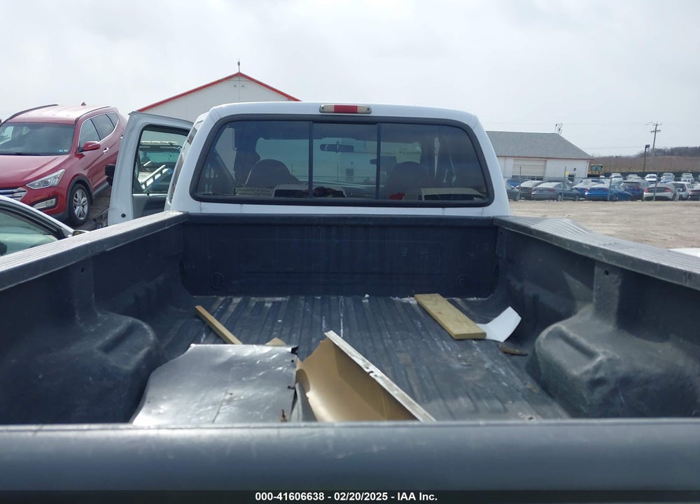 2000 FORD F-350 LARIAT/XL/XLT VIN: 1FTWX33F9YEE21611