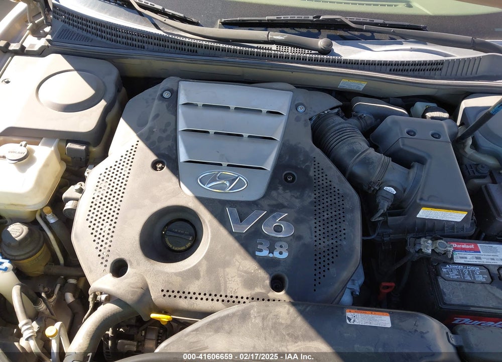 2006 HYUNDAI AZERA LIMITED/SE VIN: KMHFC46F06A114275