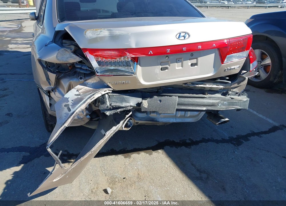2006 HYUNDAI AZERA LIMITED/SE VIN: KMHFC46F06A114275