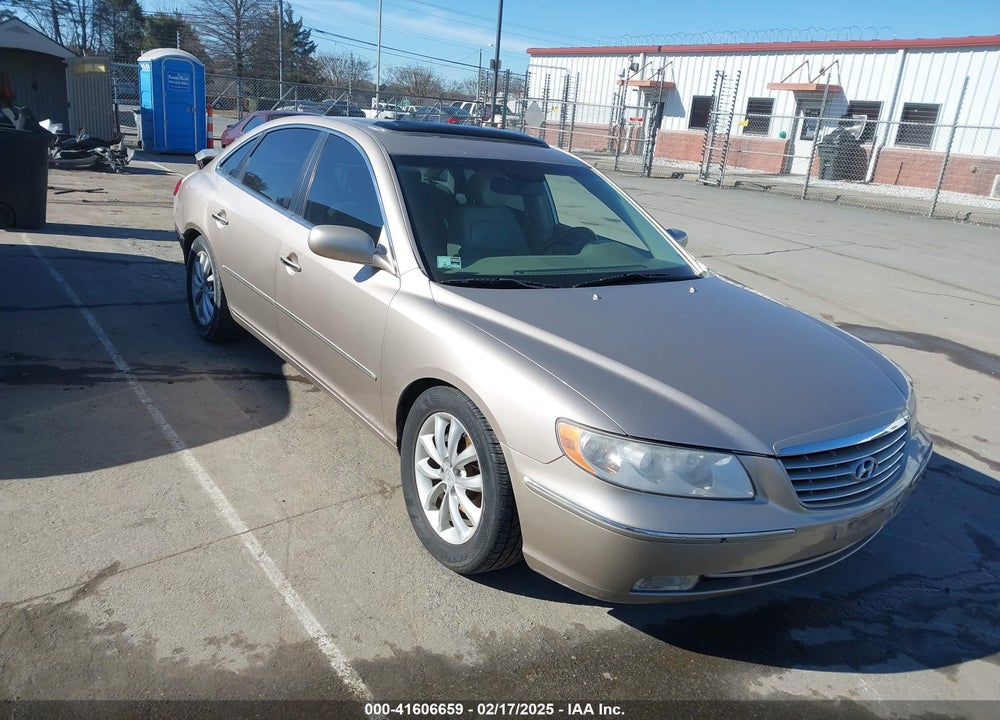 2006 HYUNDAI AZERA LIMITED/SE VIN: KMHFC46F06A114275