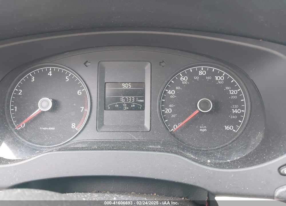 2011 VOLKSWAGEN JETTA VIN: 3VWDZ7AJ7BM383262