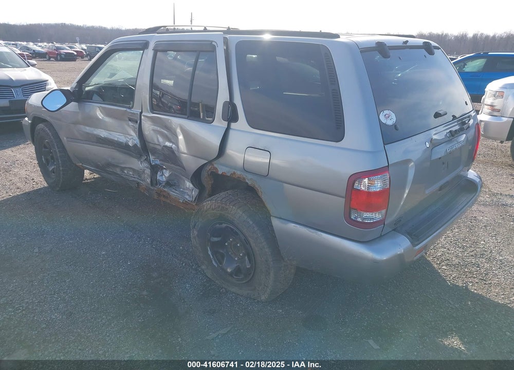 2001 NISSAN PATHFINDER VIN: JN8DR07YX1W526920