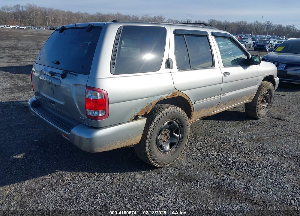 2001 NISSAN PATHFINDER VIN: JN8DR07YX1W526920