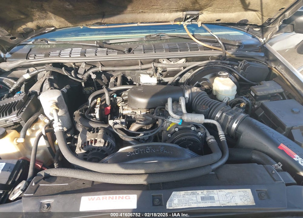 2000 CHEVROLET S-10 LS VIN: 1GCCS14W6Y8196437