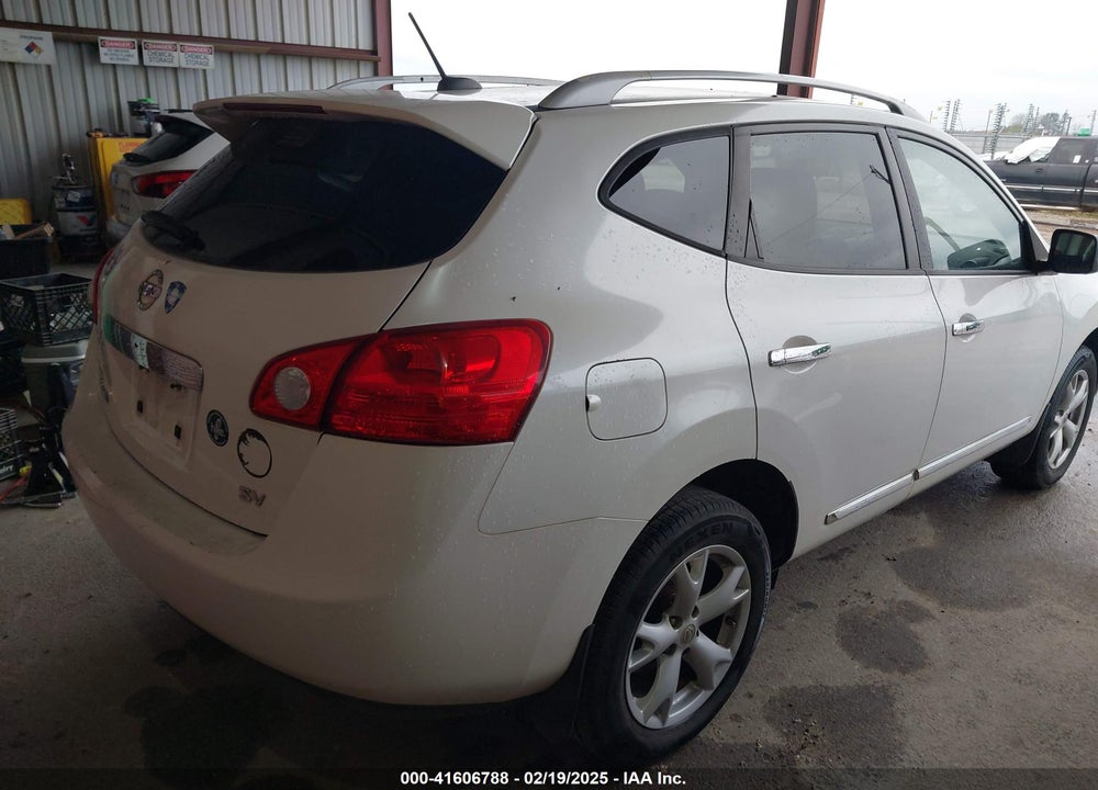 2011 NISSAN ROGUE SV VIN: JN8AS5MT9BW168739
