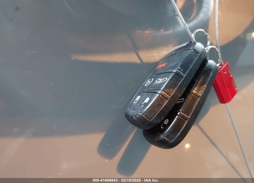 2012 CHRYSLER 300 VIN: 2C3CCACG1CH241279