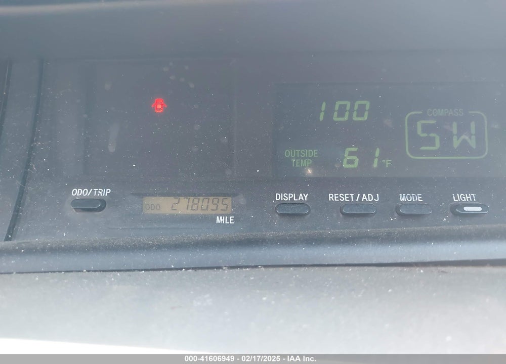 2002 TOYOTA AVALON XLS VIN: 4T1BF28B52U197599
