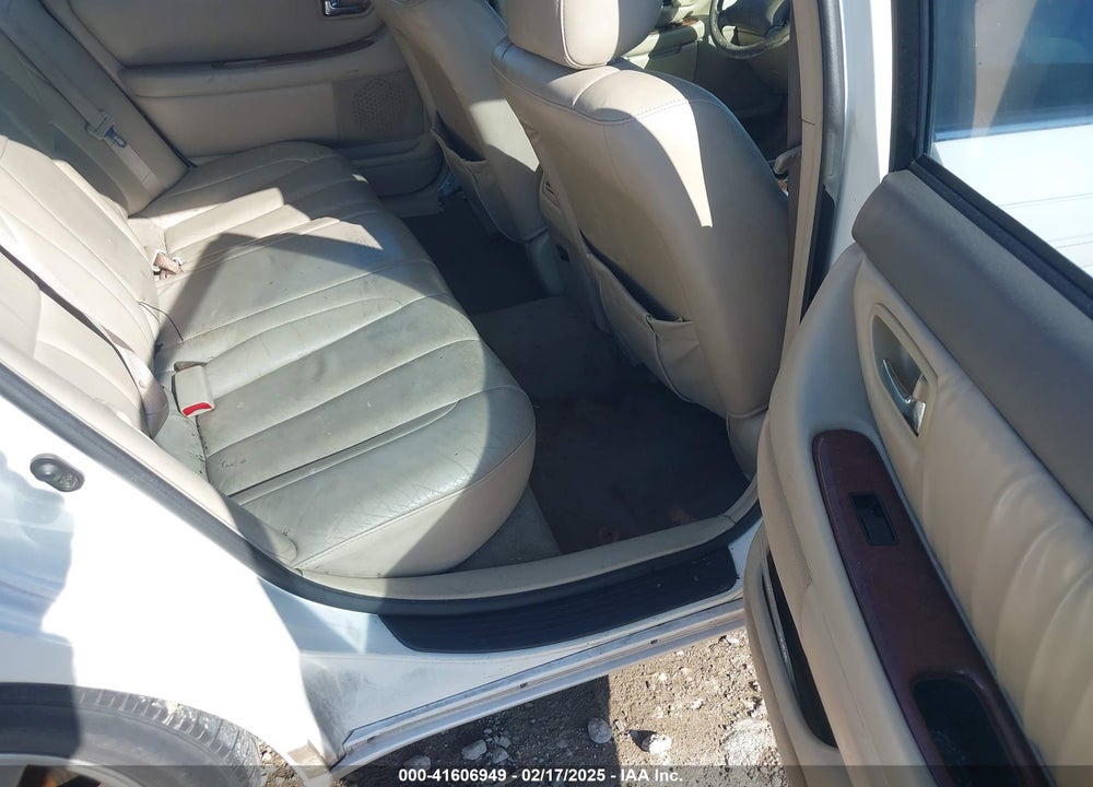 2002 TOYOTA AVALON XLS VIN: 4T1BF28B52U197599