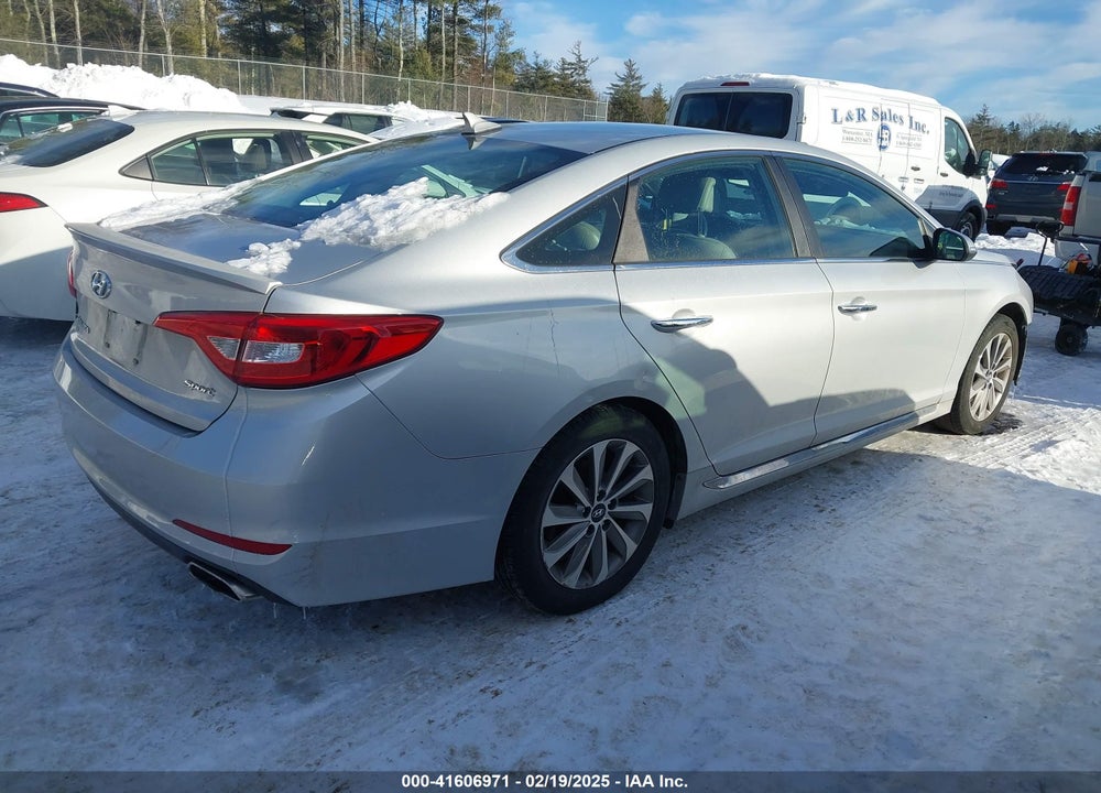 2015 HYUNDAI SONATA SPORT VIN: 5NPE34AF0FH110582