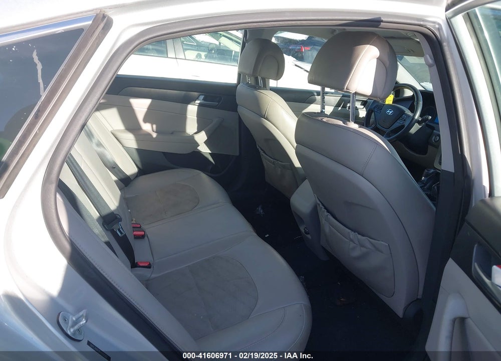 2015 HYUNDAI SONATA SPORT VIN: 5NPE34AF0FH110582