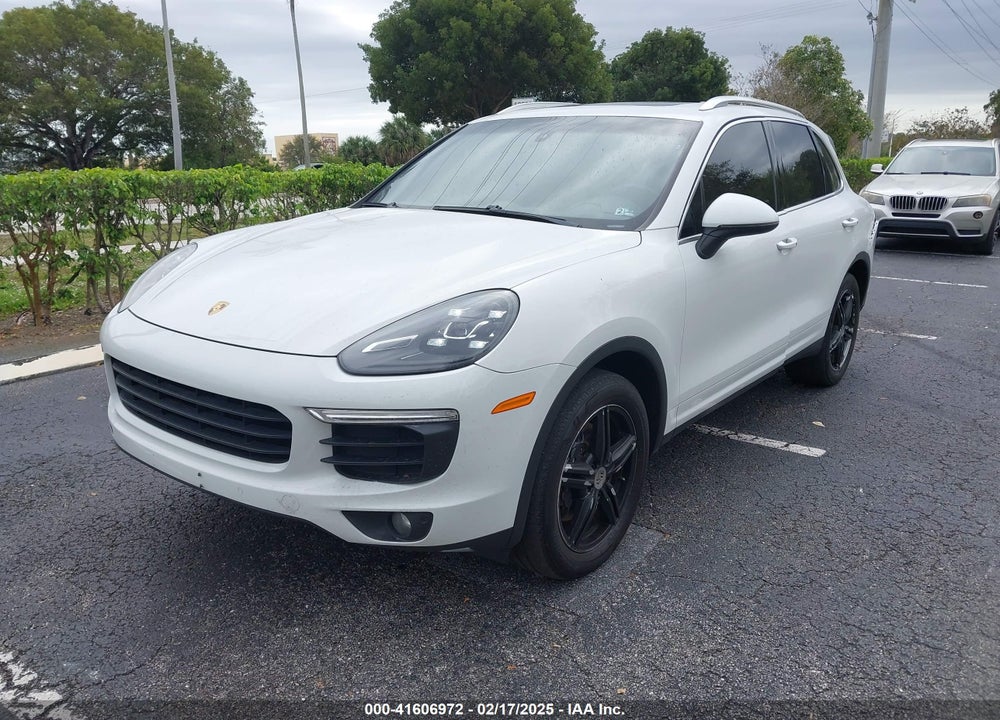 2016 PORSCHE CAYENNE VIN: WP1AA2A21GLA00402