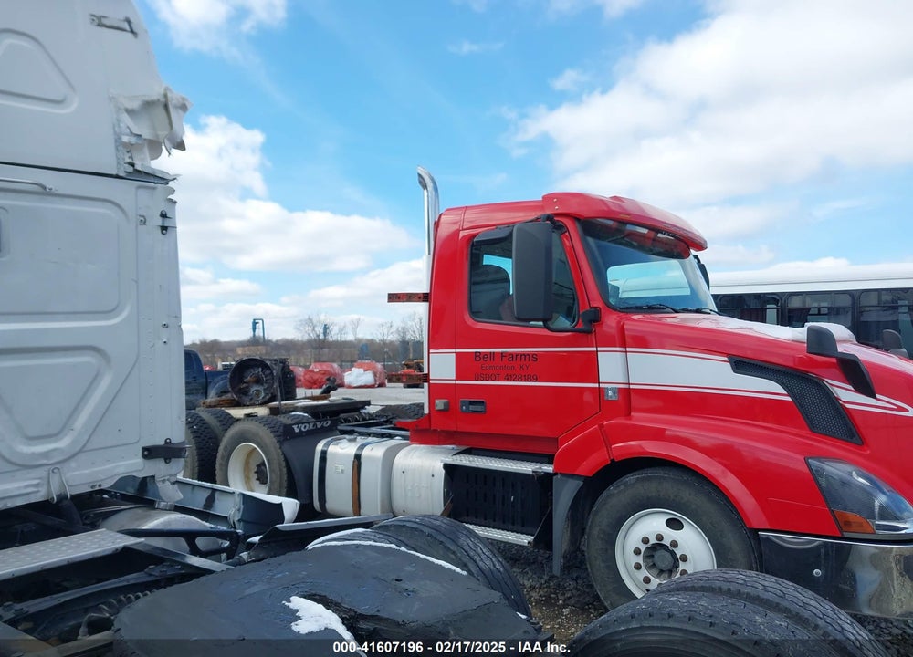 2015 VOLVO VN VNL VIN: 4V4NC9EG9FN178397