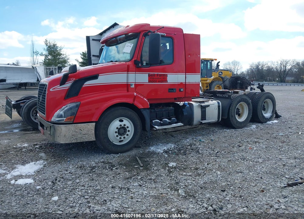 2015 VOLVO VN VNL VIN: 4V4NC9EG9FN178397