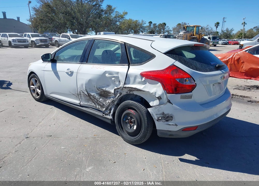 2014 FORD FOCUS VIN: 1FADP3K20EL214317