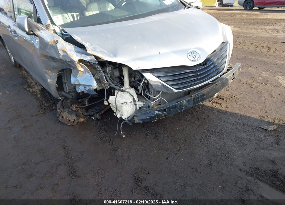 2013 TOYOTA SIENNA VIN: 5TDYK3DC3DS310780