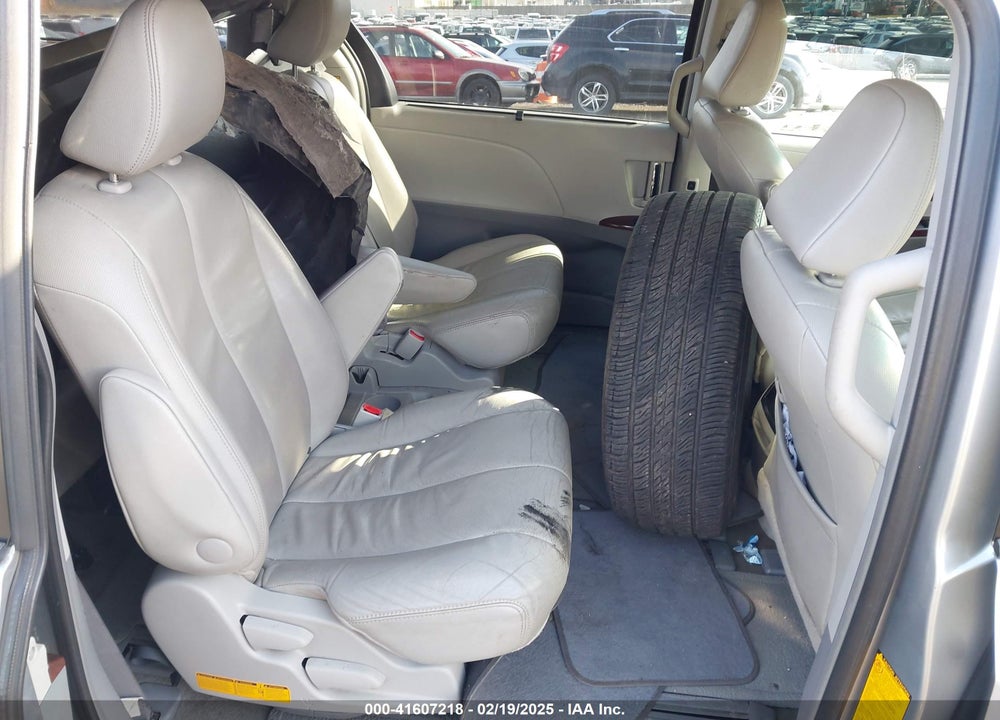 2013 TOYOTA SIENNA VIN: 5TDYK3DC3DS310780
