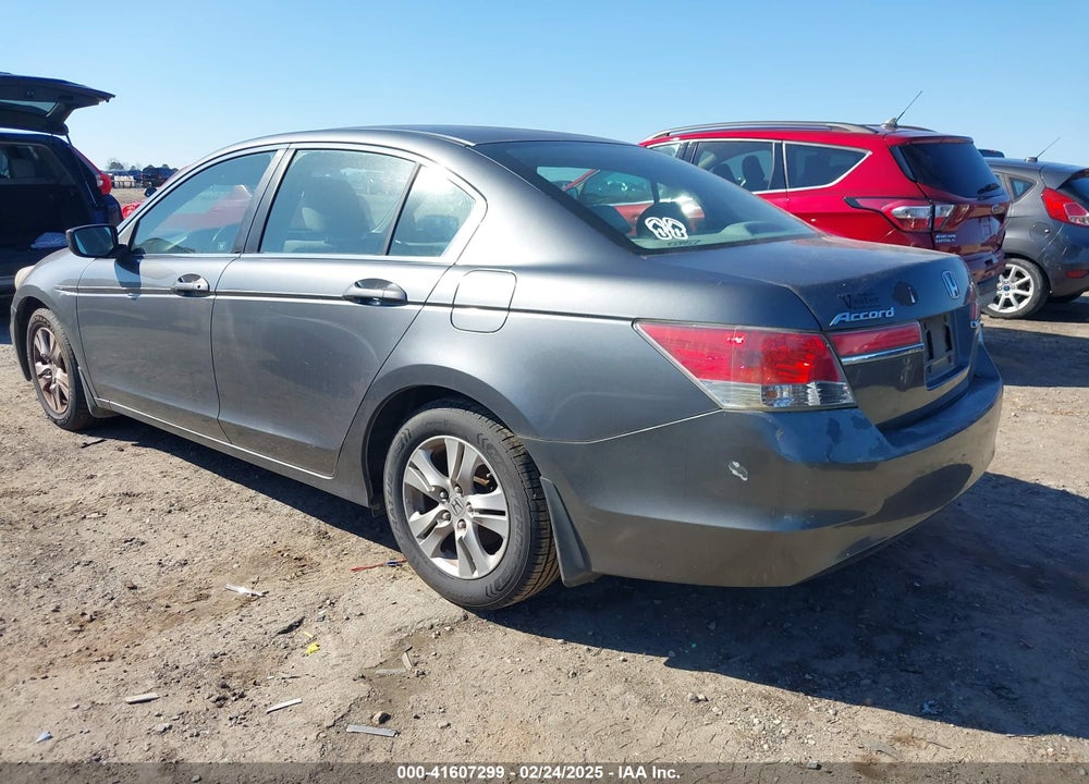 2011 HONDA ACCORD VIN: 1HGCP2F49BA022365