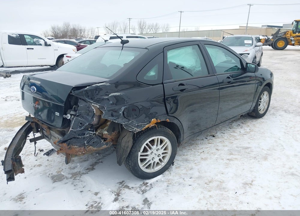 2011 FORD FOCUS SE VIN: 1FAHP3FN3BW176422