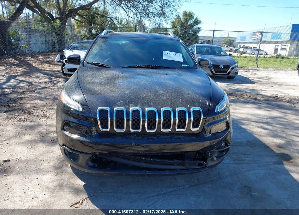 2017 JEEP CHEROKEE LATITUDE 4X4 VIN: 1C4PJMCB4HW575601