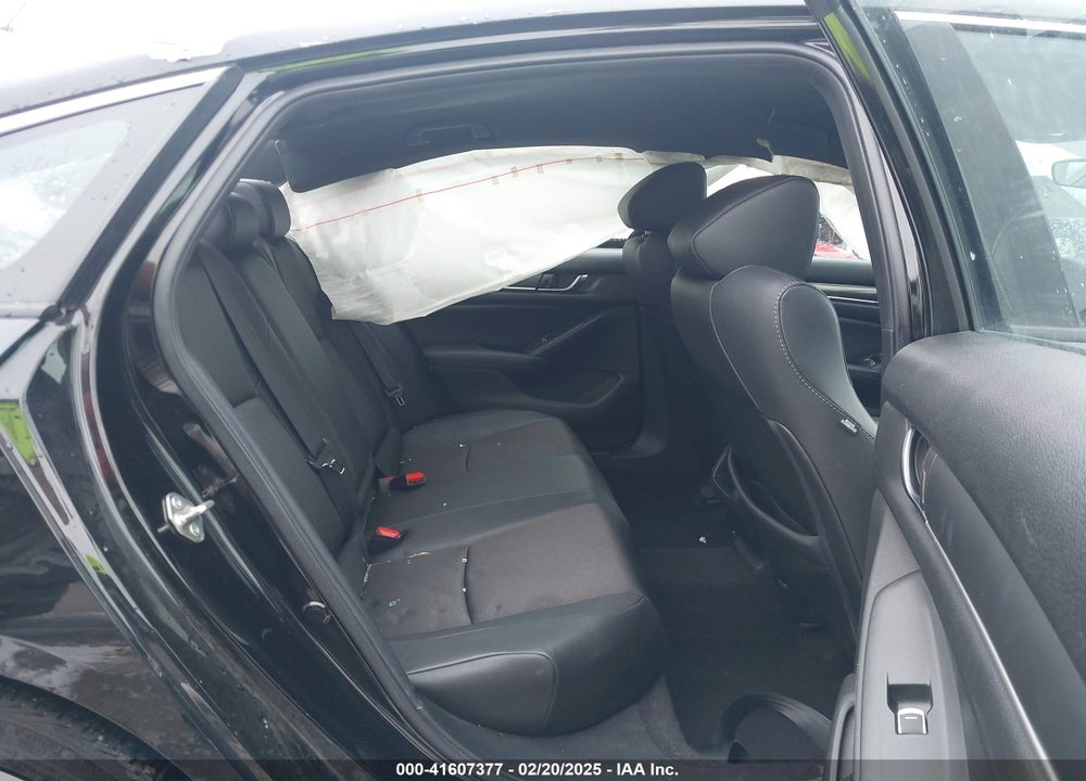 2019 HONDA ACCORD VIN: 1HGCV1F31KA171814