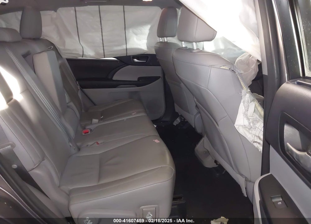 2014 TOYOTA HIGHLANDER XLE V6 VIN: 5TDJKRFH6ES066010