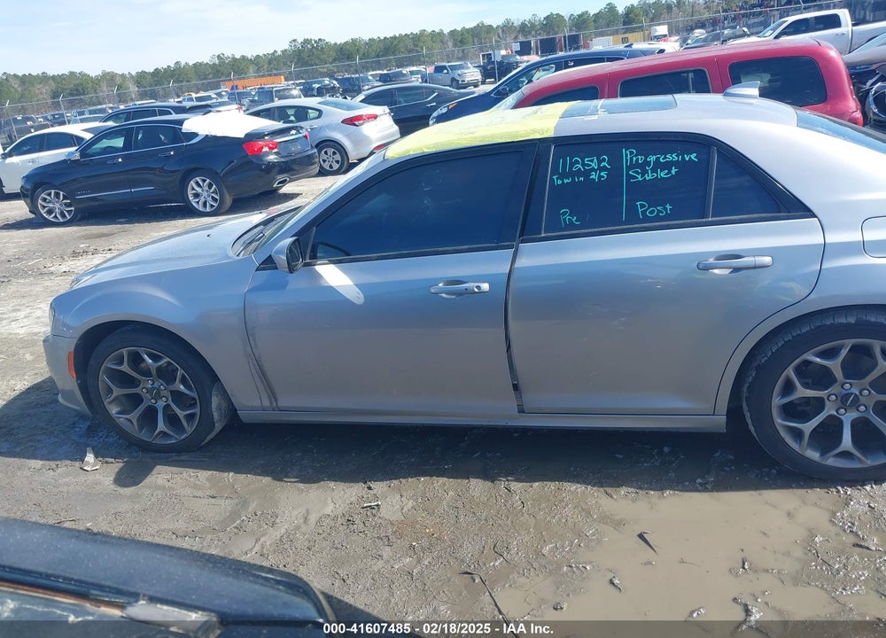 2018 CHRYSLER 300 VIN: 2C3CCABG1JH269551