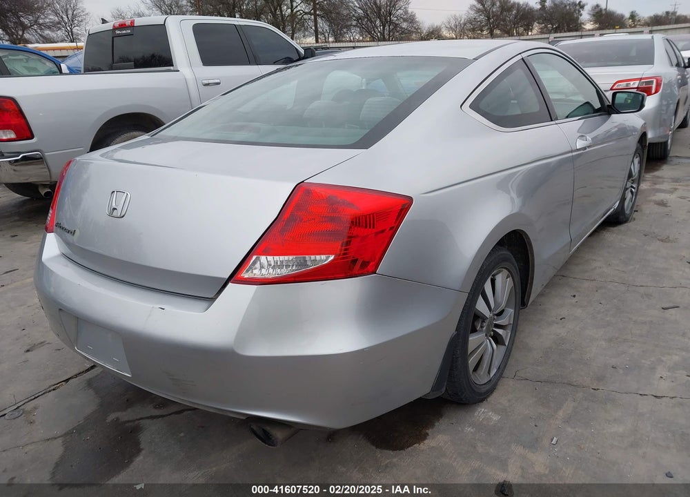 2011 HONDA ACCORD VIN: 1HGCS1B35BA016214