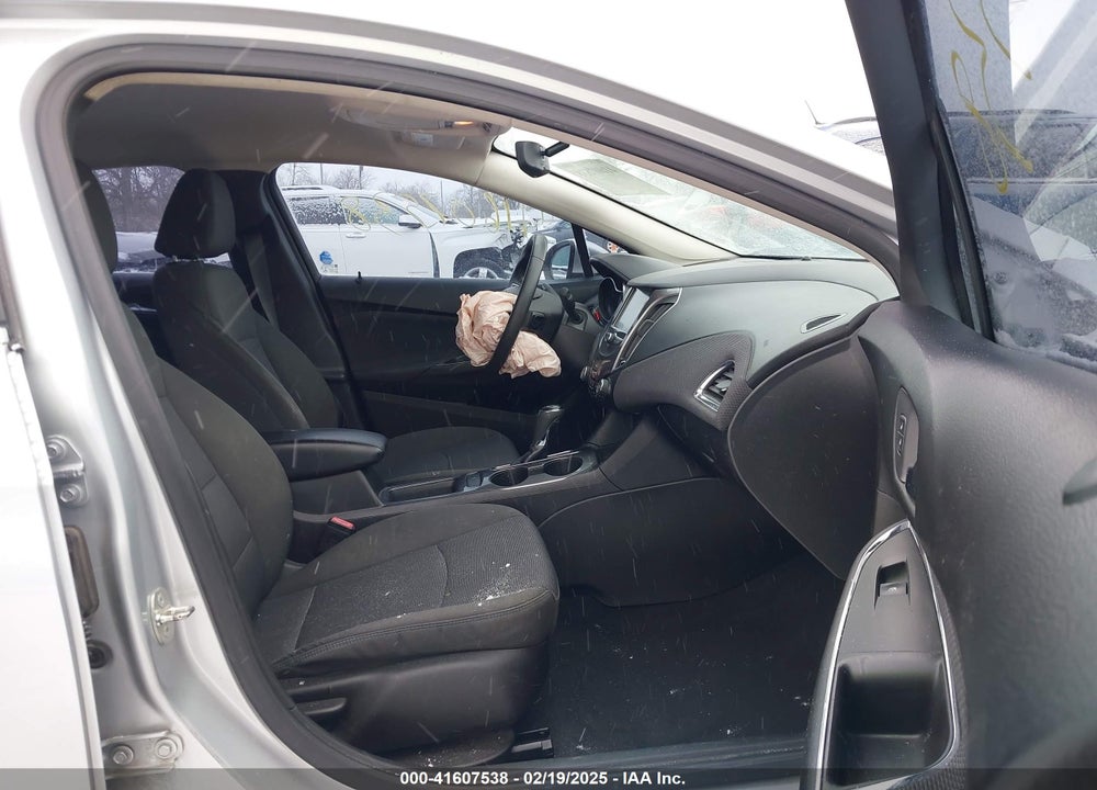 2018 CHEVROLET CRUZE VIN: 1G1BE5SM0J7140171