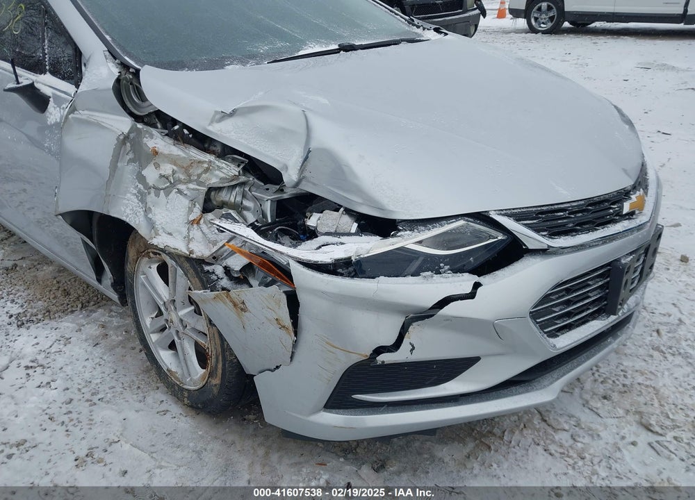 2018 CHEVROLET CRUZE VIN: 1G1BE5SM0J7140171