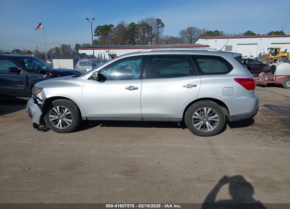2018 NISSAN PATHFINDER VIN: 5N1DR2MN9JC643810