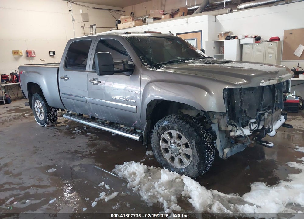 2012 GMC SIERRA 3500HD DENALI VIN: 1GT426E89CF191318