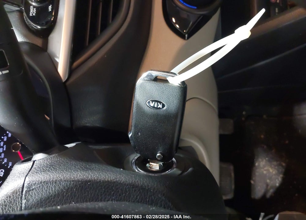 2019 KIA FORTE LXS VIN: 3KPF24AD7KE047226