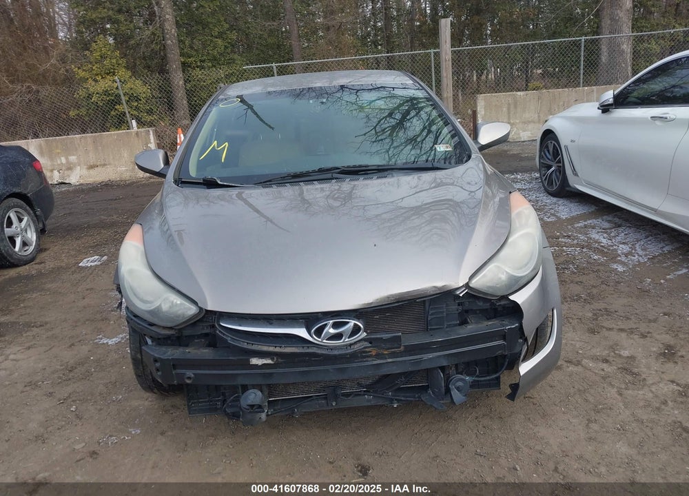2013 HYUNDAI ELANTRA VIN: 5NPDH4AE9DH254939