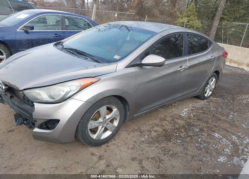 2013 HYUNDAI ELANTRA VIN: 5NPDH4AE9DH254939