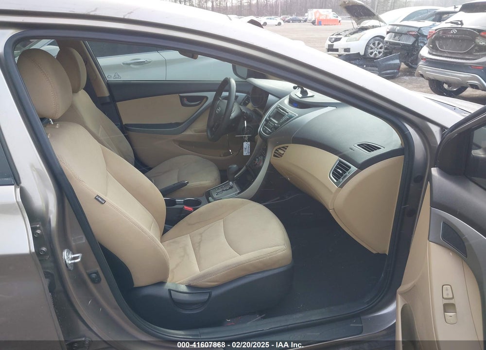 2013 HYUNDAI ELANTRA VIN: 5NPDH4AE9DH254939