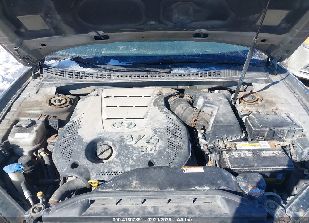 2008 HYUNDAI AZERA VIN: KMHFC46F48A318466