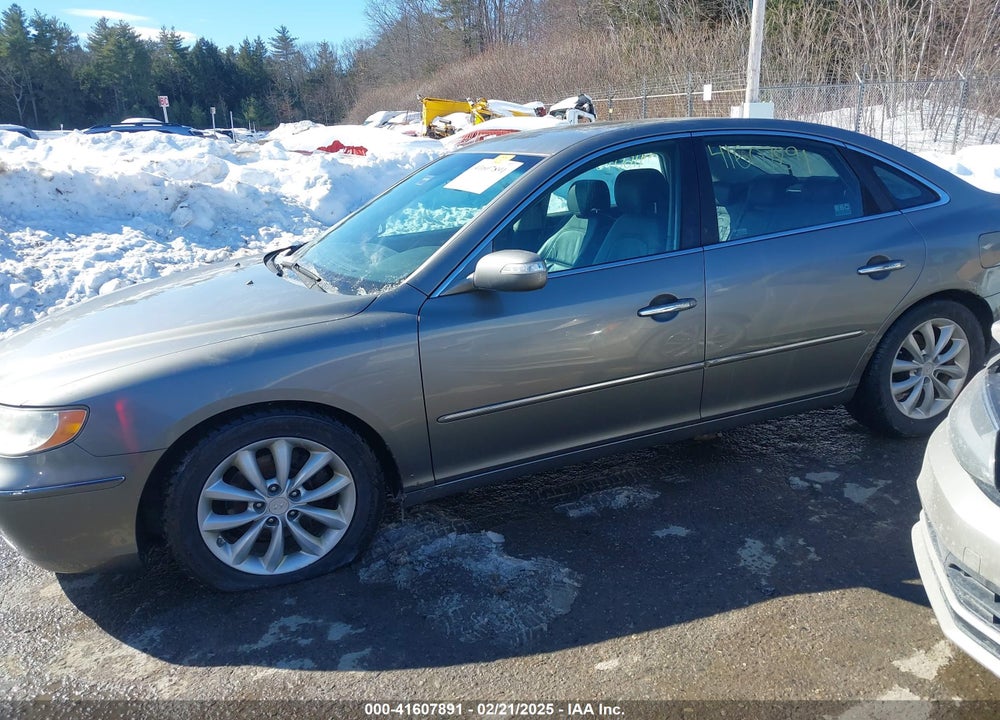 2008 HYUNDAI AZERA VIN: KMHFC46F48A318466